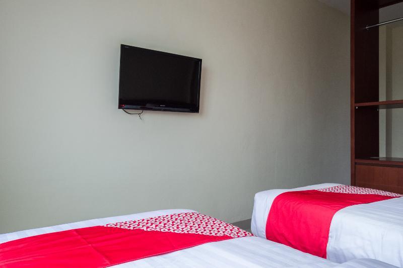 Aviari Hotel Batam Exterior foto